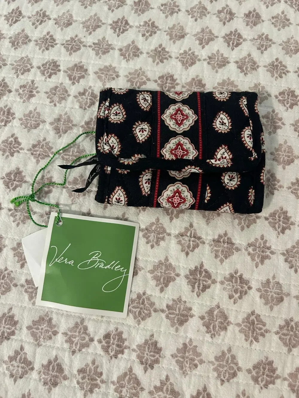 NWT Vera Bradley Pocket Trifold Classic Black Red Wallet Quilted Velcro Closure
